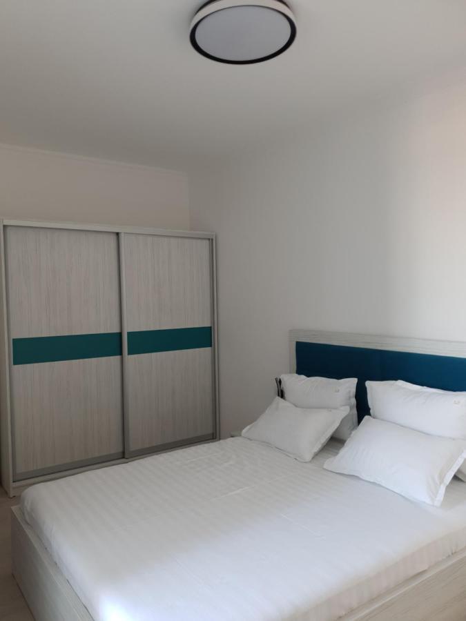 Apartament Le Bonheur Deux Solid Residence Butoaie مامايا الغرفة الصورة
