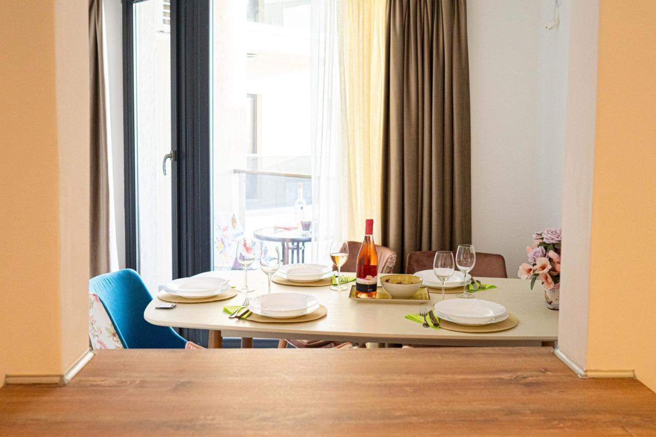 Apartament Le Bonheur Deux Solid Residence Butoaie مامايا المظهر الخارجي الصورة