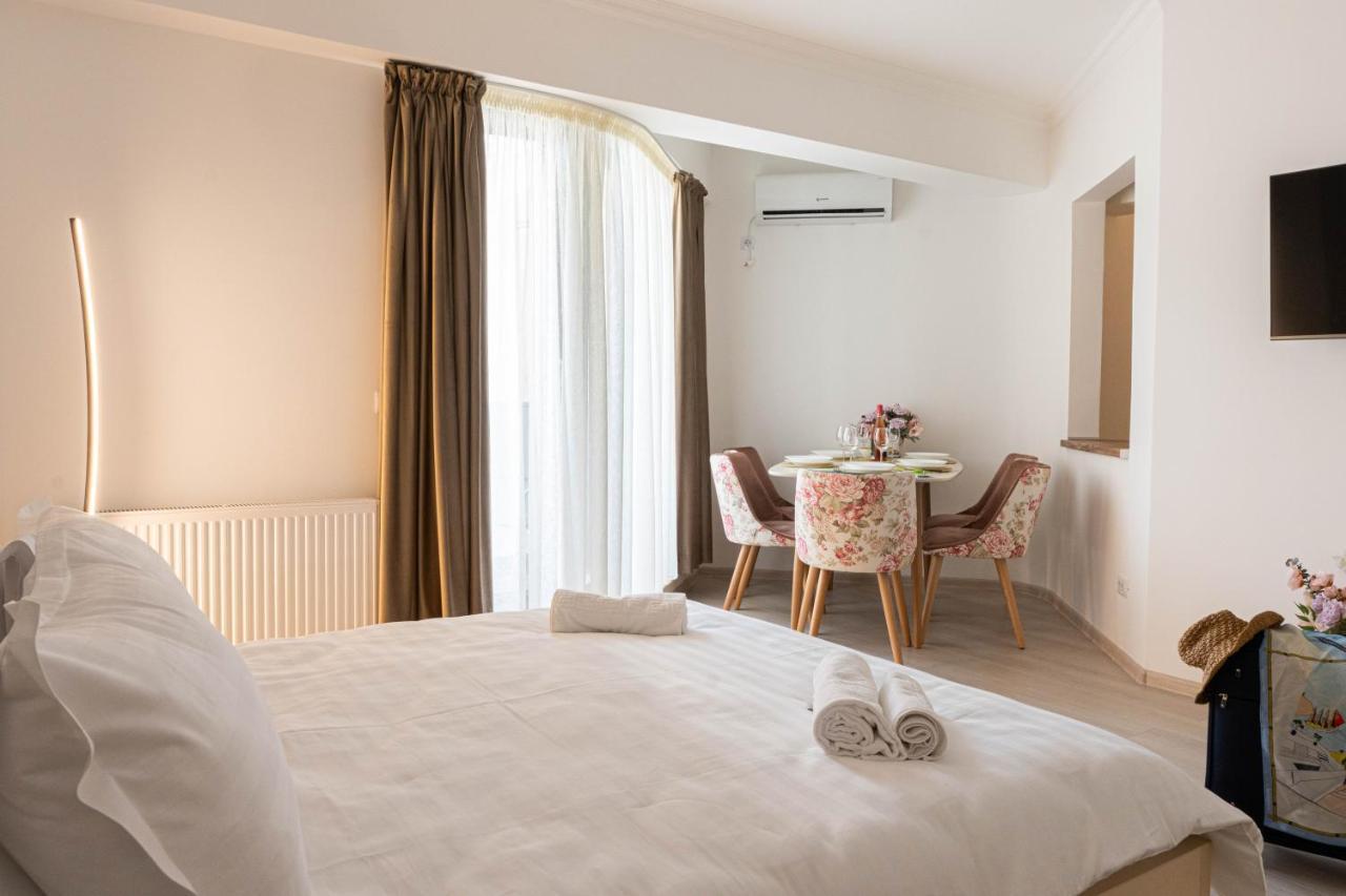 Apartament Le Bonheur Deux Solid Residence Butoaie مامايا المظهر الخارجي الصورة